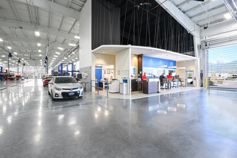 Service center ford